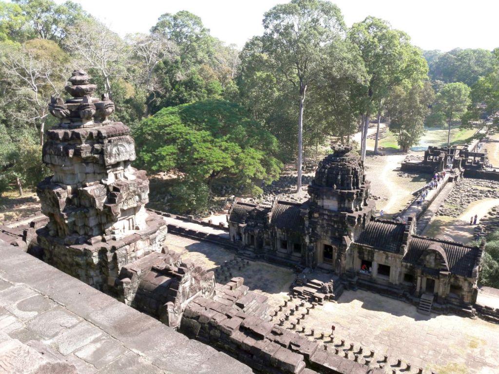 tempelruine im urwald