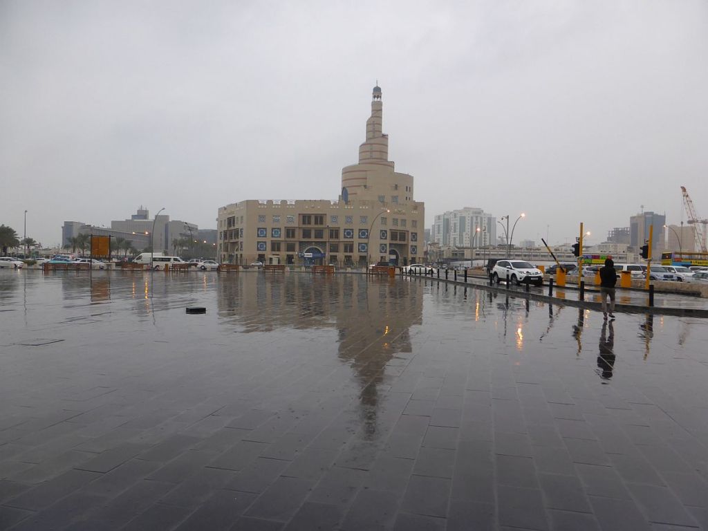 Platz in Quater bei Regen