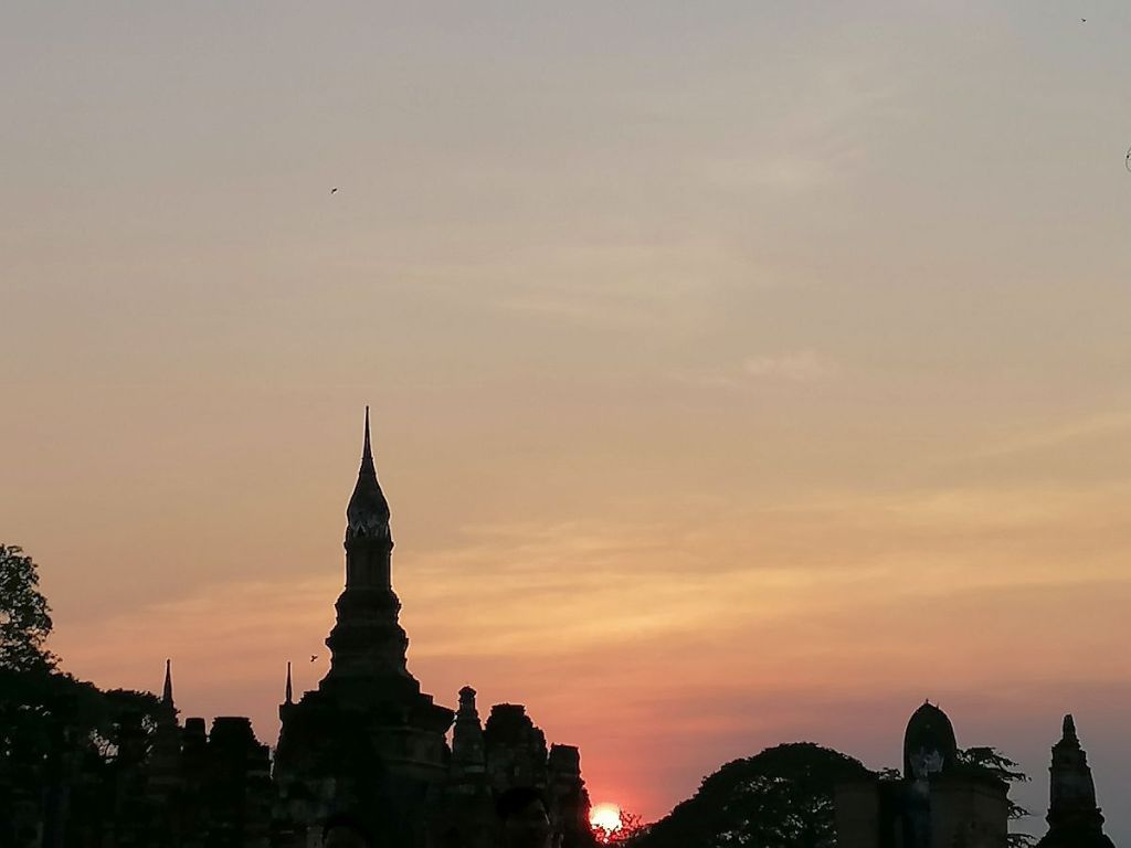 Sonnenuntergang in Sukhothai