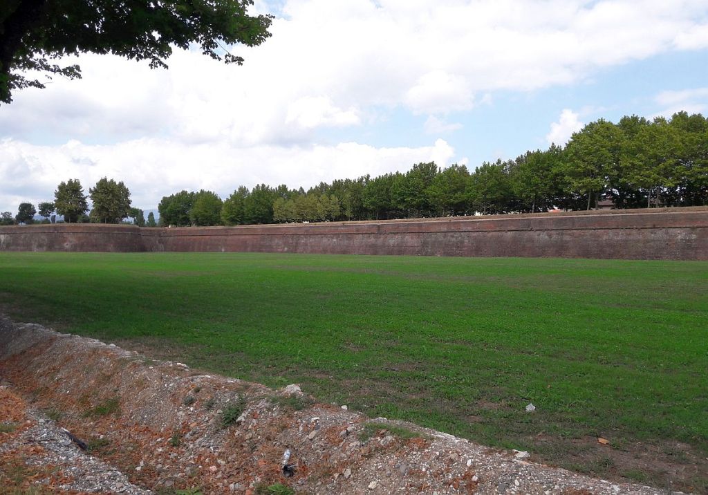 Stadtmauer Lucca