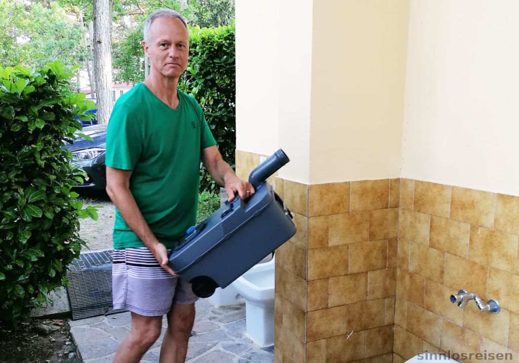 Entleerung des Chemo WC