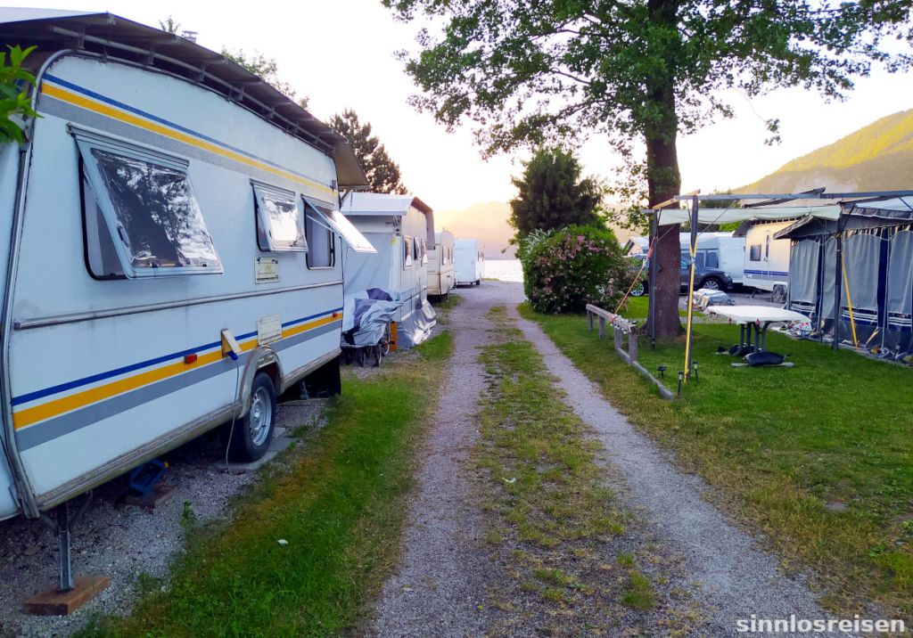 Wohnwagen auf dem Campingplatz
