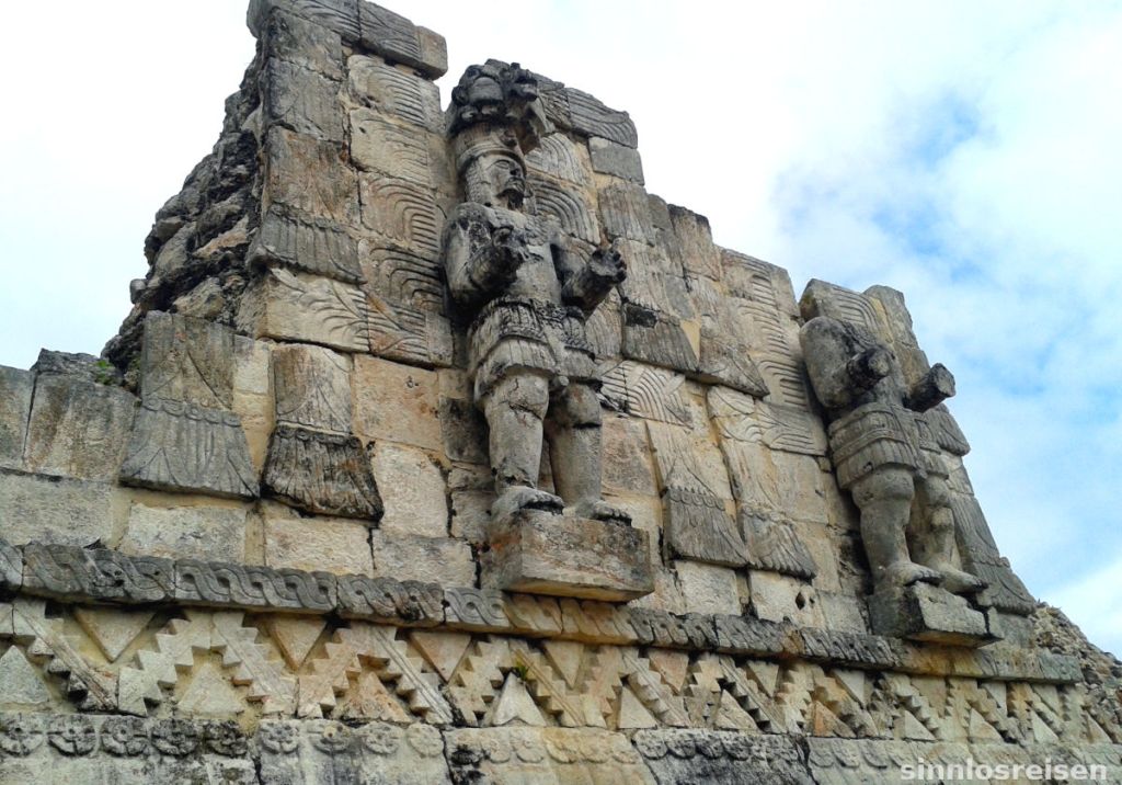 Relief mit Mayakriegern