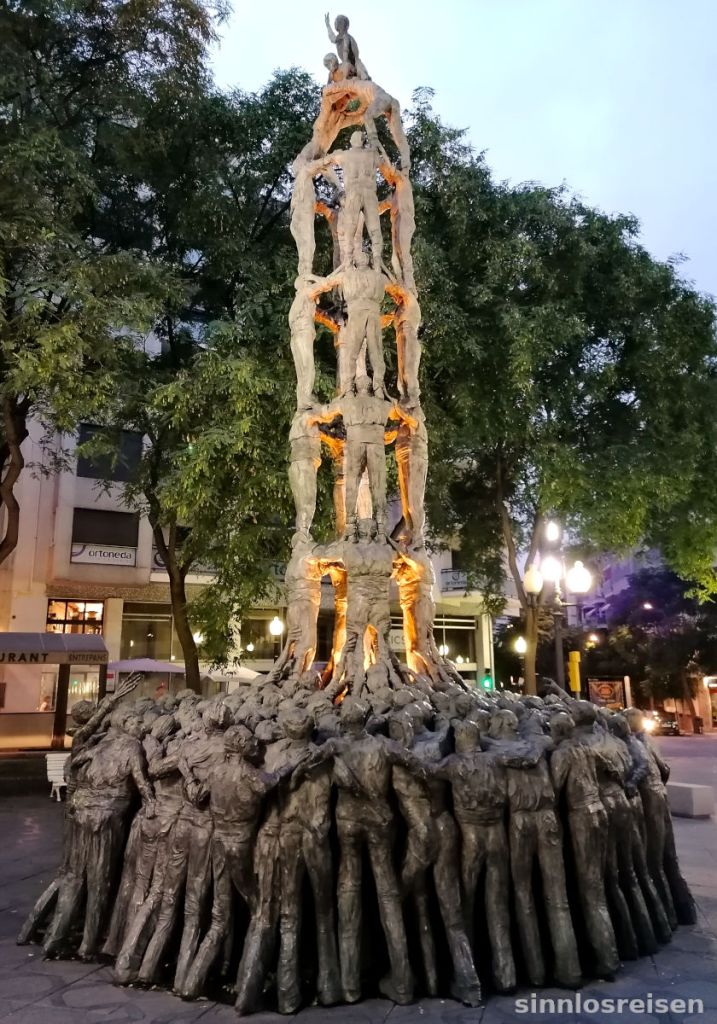 Skulptut Menschenturm