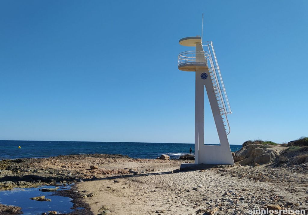 Sprungturm auf dem Trockenen