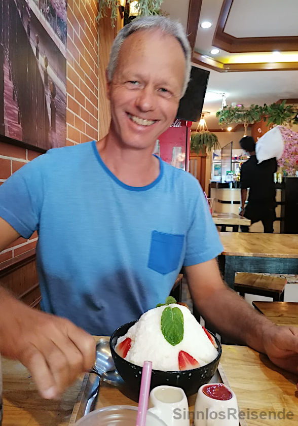 Der SinnlosReisende freut sich über Bingsu