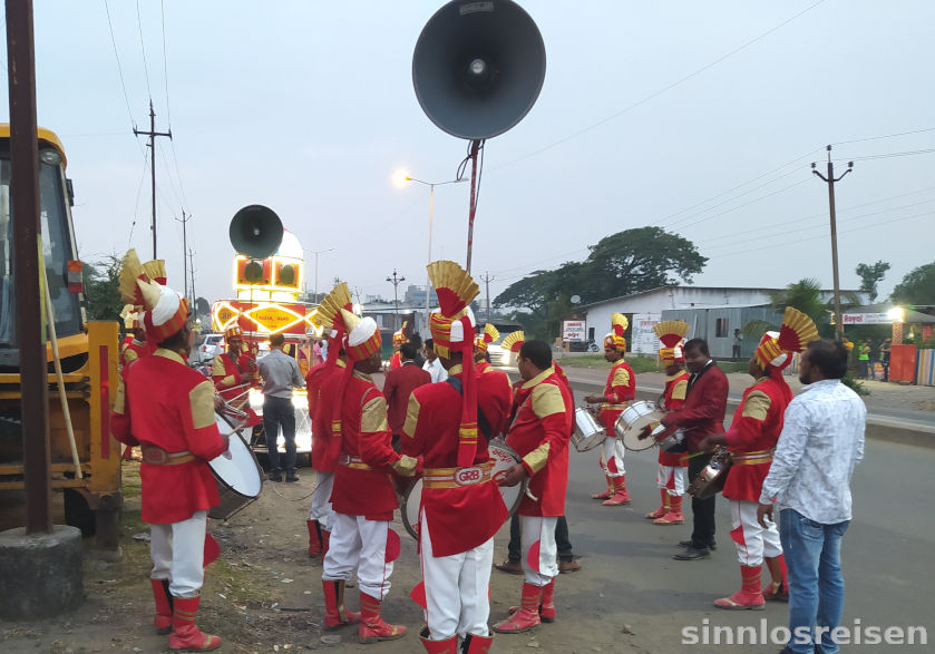 Band at Baarat