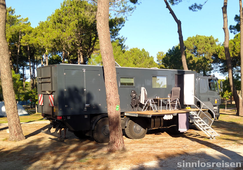 Phönix Tatra ausgebauter Lkw