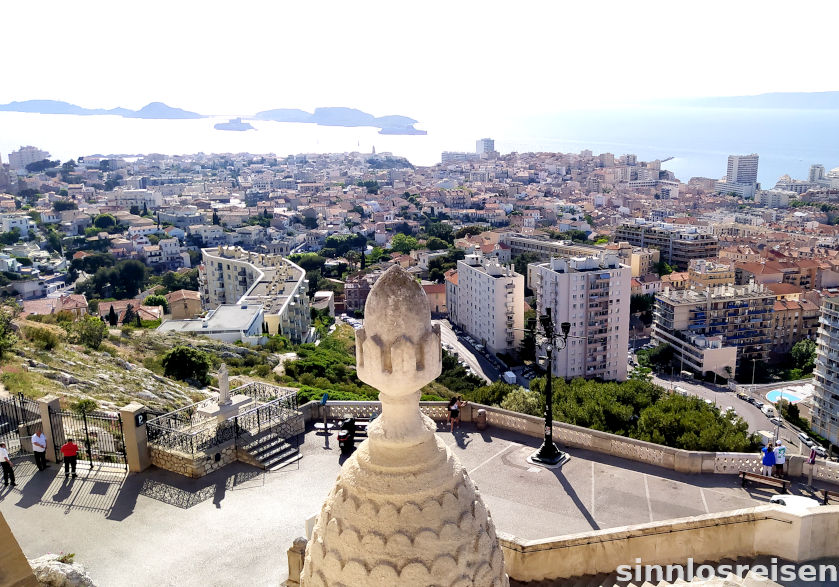 Ausblick von der Basilika Notre Dame de la Garde in Marseille