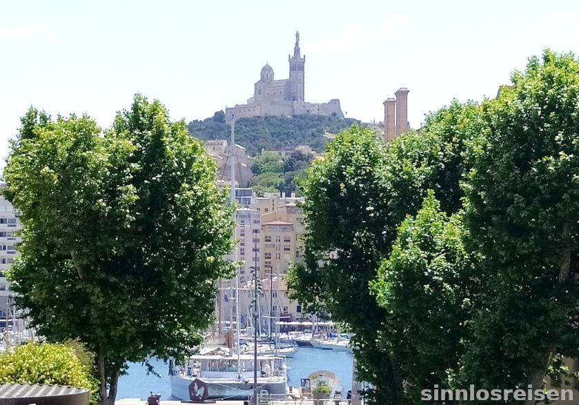 Blick auf die Basilika Notre Dame de la Garde