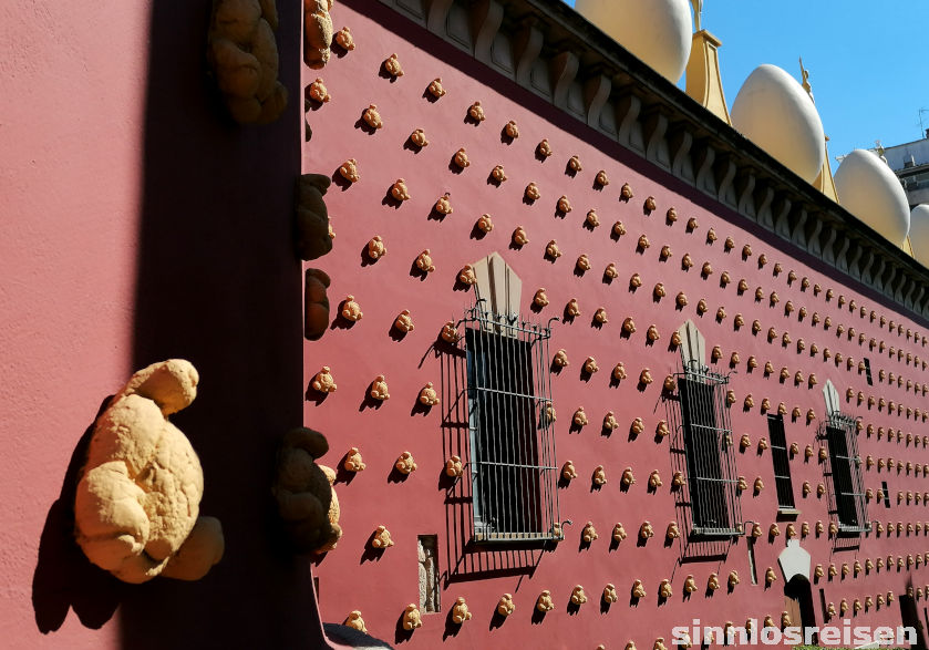 Museo i Teatro Dali