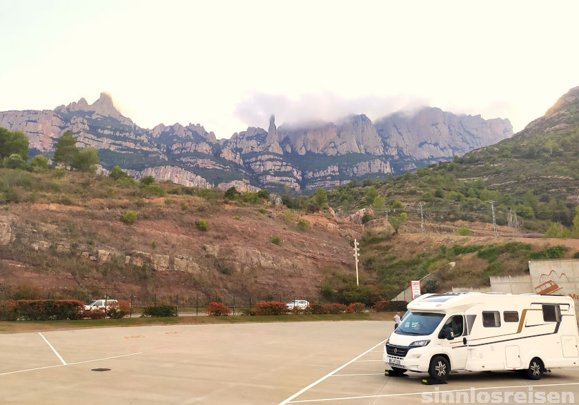 Wohnmobil vor Montserrat