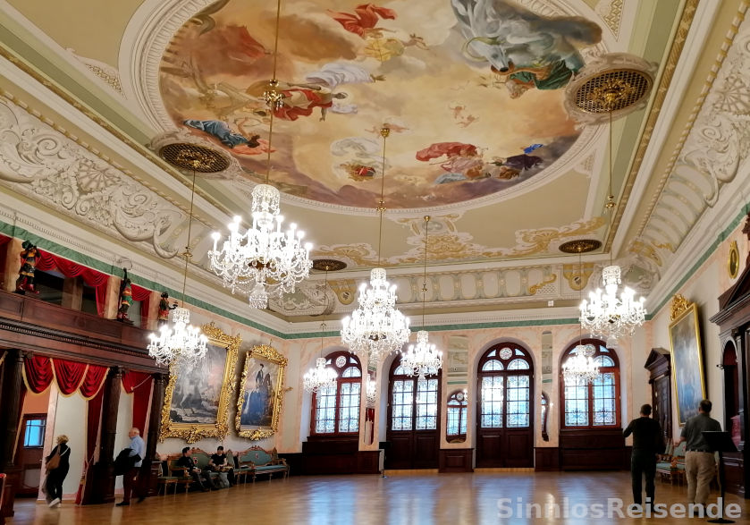 Saal im Schwarzhäupterhaus