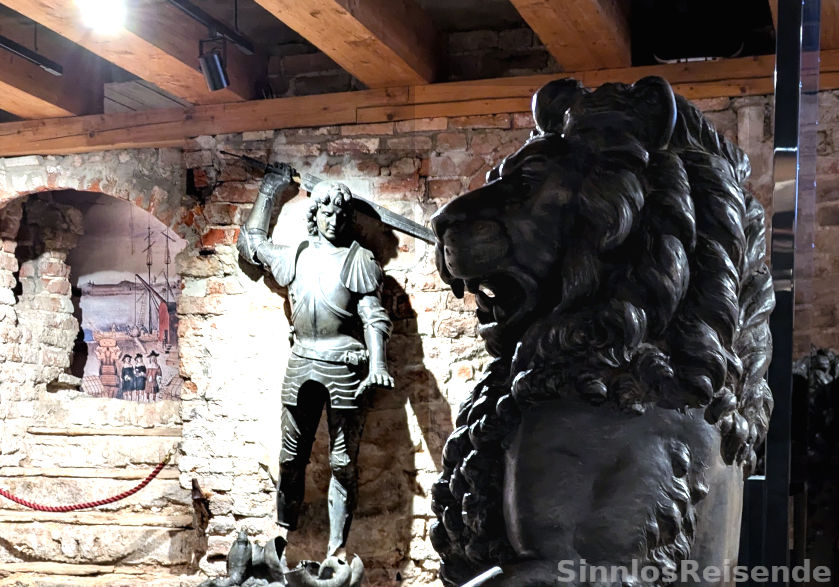 Ritter mit Schwert und Löwe