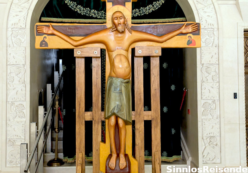 Jesus am Kreuz in Dom von Sava