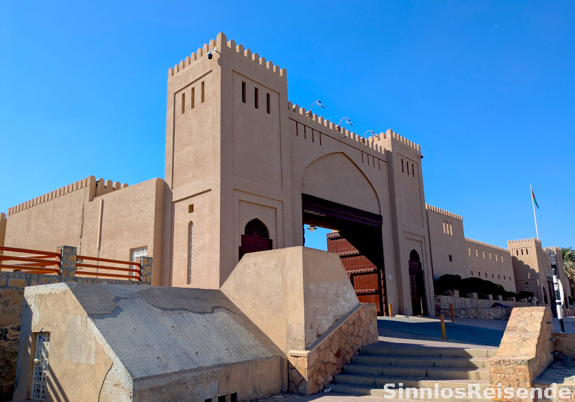 Tor zum Souk von Nizwa