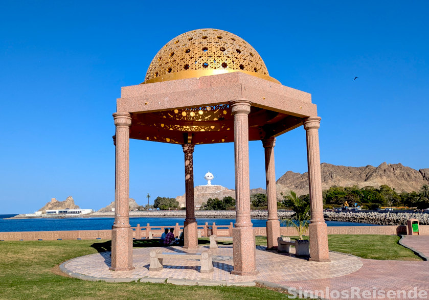 Pavillion in Muthra
