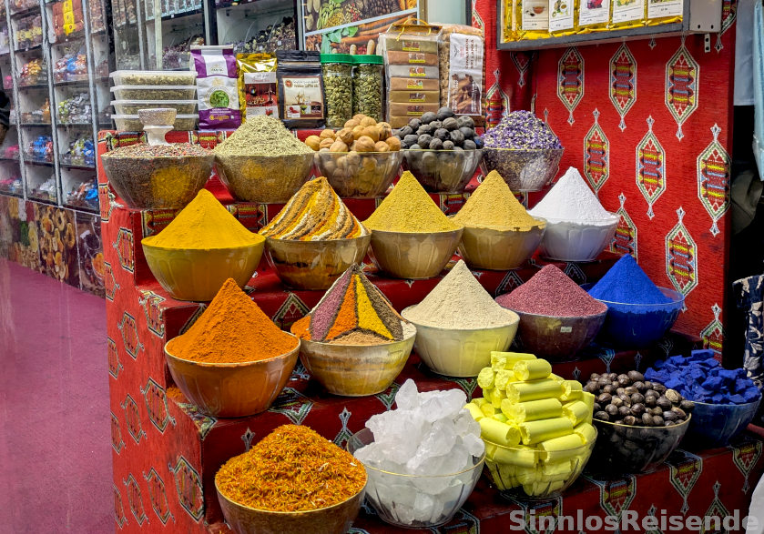 Gewürze im Souk