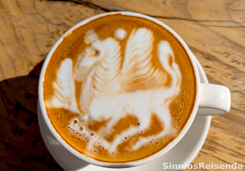Cappuccino mit Kamelschaum