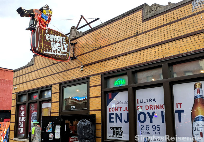Coyote Ugly Bar in Memphis